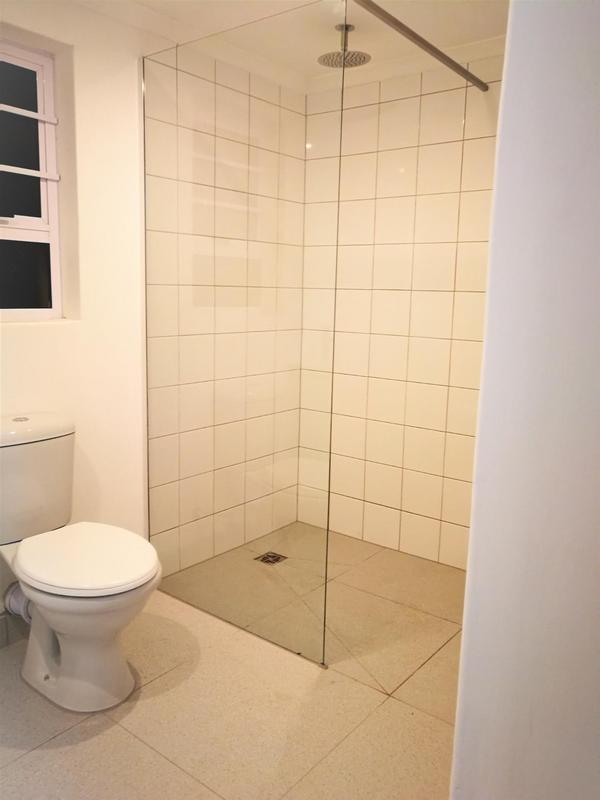 To Let 1 Bedroom Property for Rent in Grassy Park Western Cape